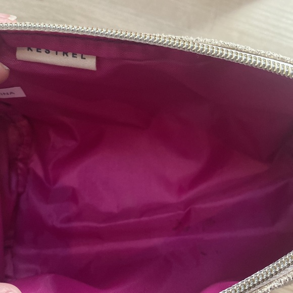 Two Adorable Small Bags/Clutch Bundle - Picture 3 of 8